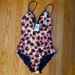 Hurley one piece swimsuit Small